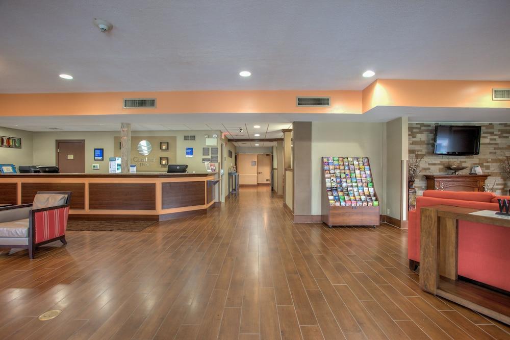 Comfort Inn Lancaster At Rockvale Smoketown  Buitenkant foto