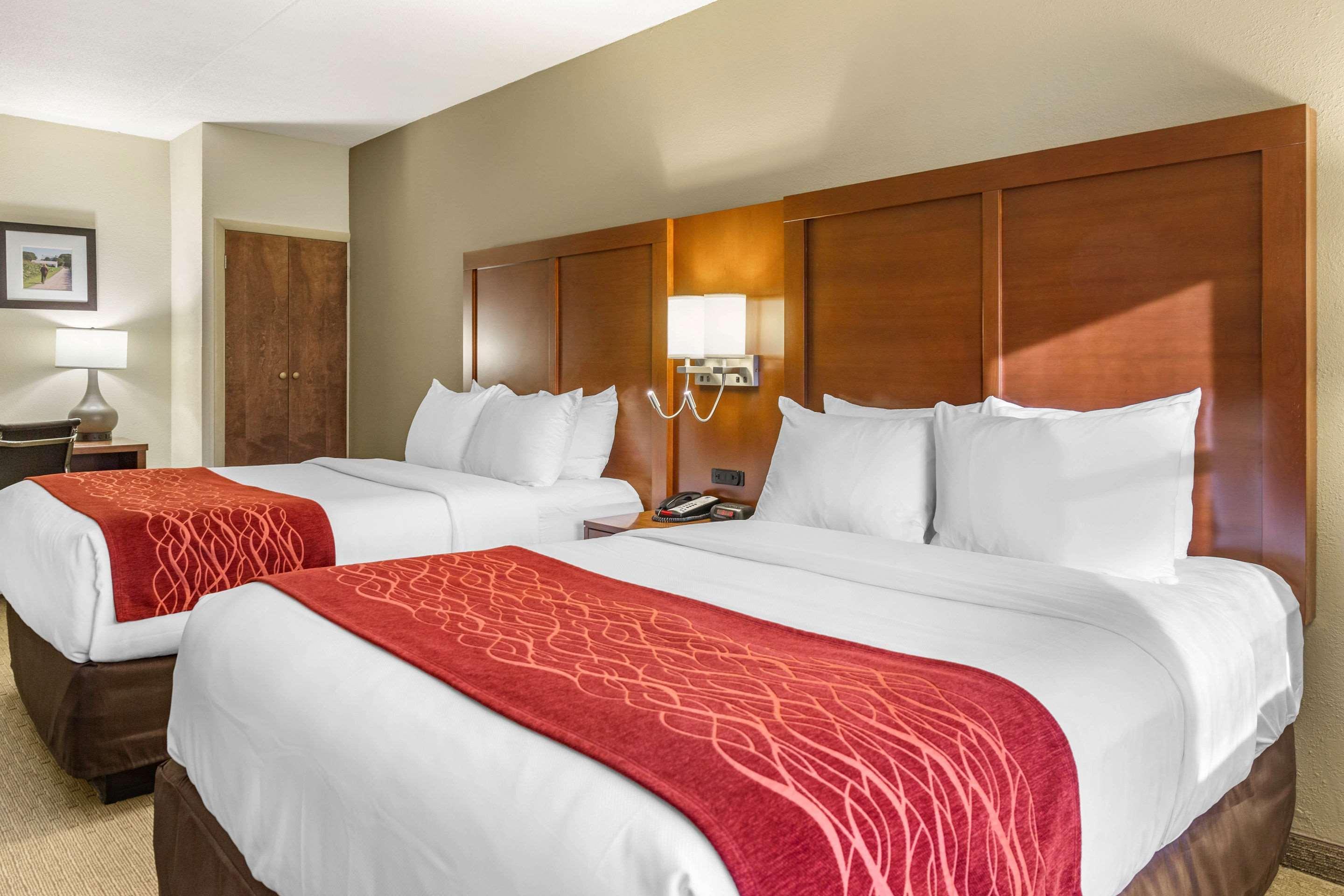 Comfort Inn Lancaster At Rockvale Smoketown  Buitenkant foto