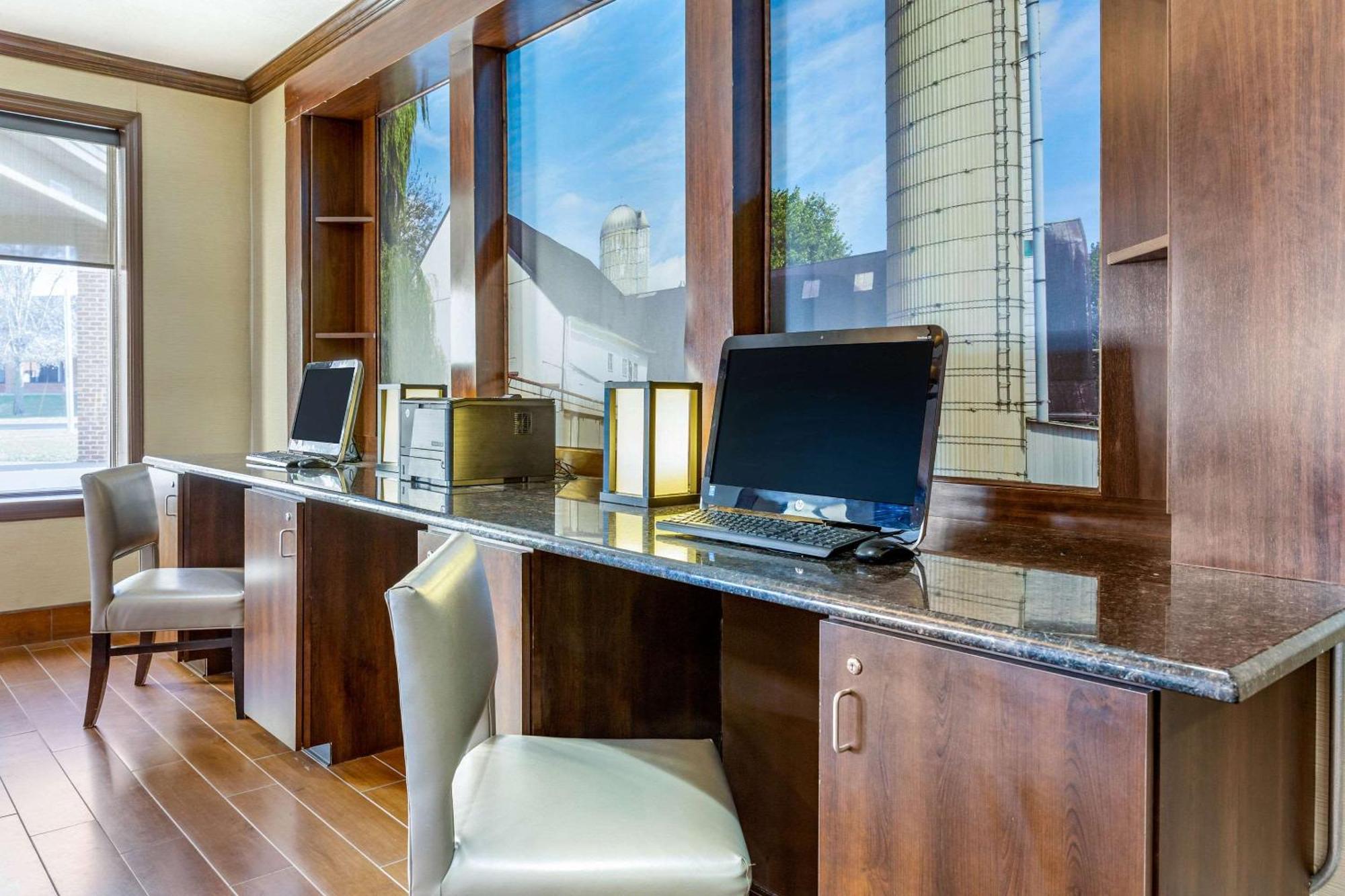 Comfort Inn Lancaster At Rockvale Smoketown  Buitenkant foto