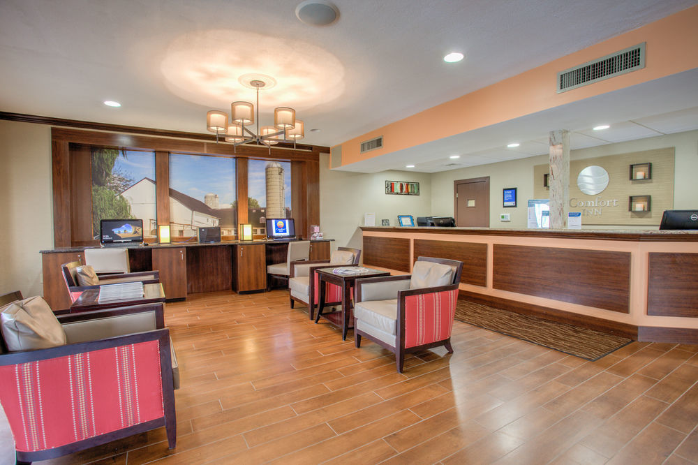 Comfort Inn Lancaster At Rockvale Smoketown  Buitenkant foto